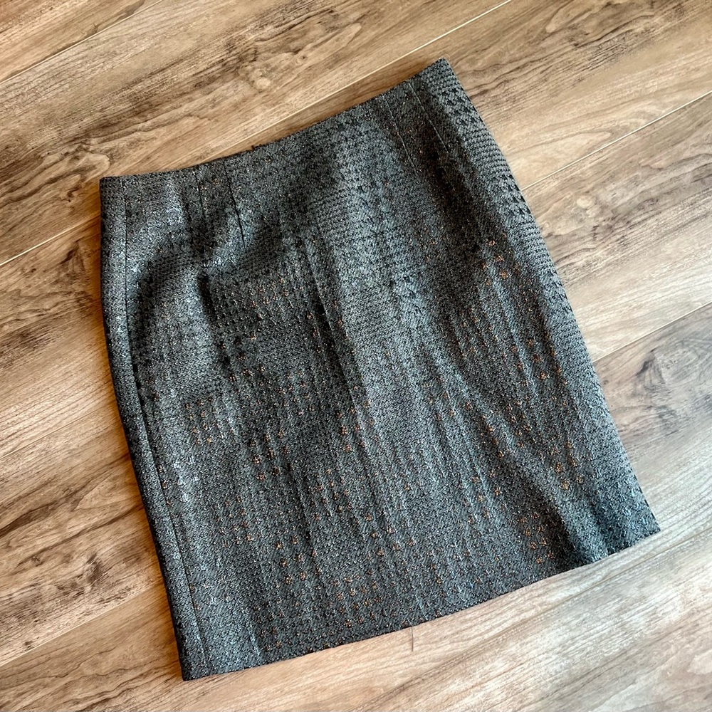Peter Nygard Elegant Gray 2 piece suit Women's Skirt excellent condition 14 - Picture 4 of 16